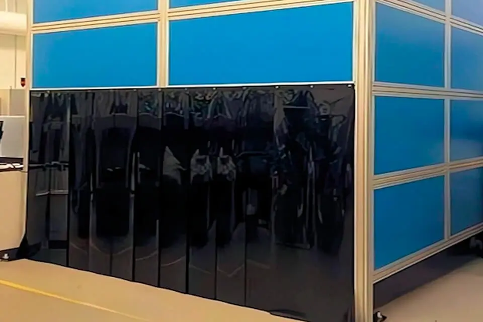 Завеса ПВХ стандартная 400 мм цветная гладкая