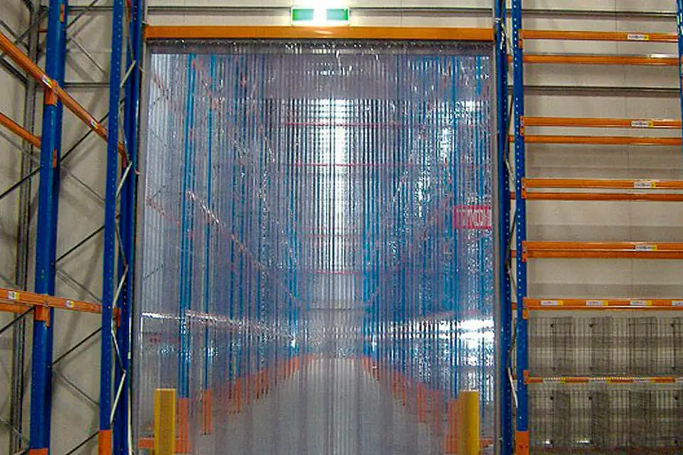 Завеса ПВХ 3×300 мм прозрачная рифленая