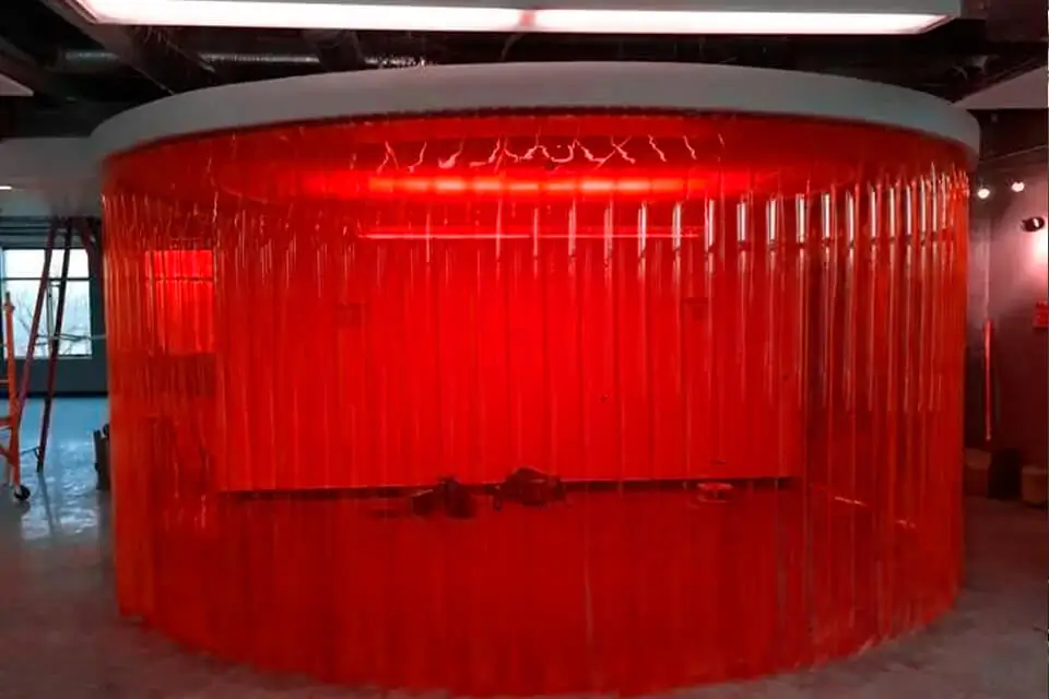 Завеса ПВХ стандартная 300, цветная, гладкая